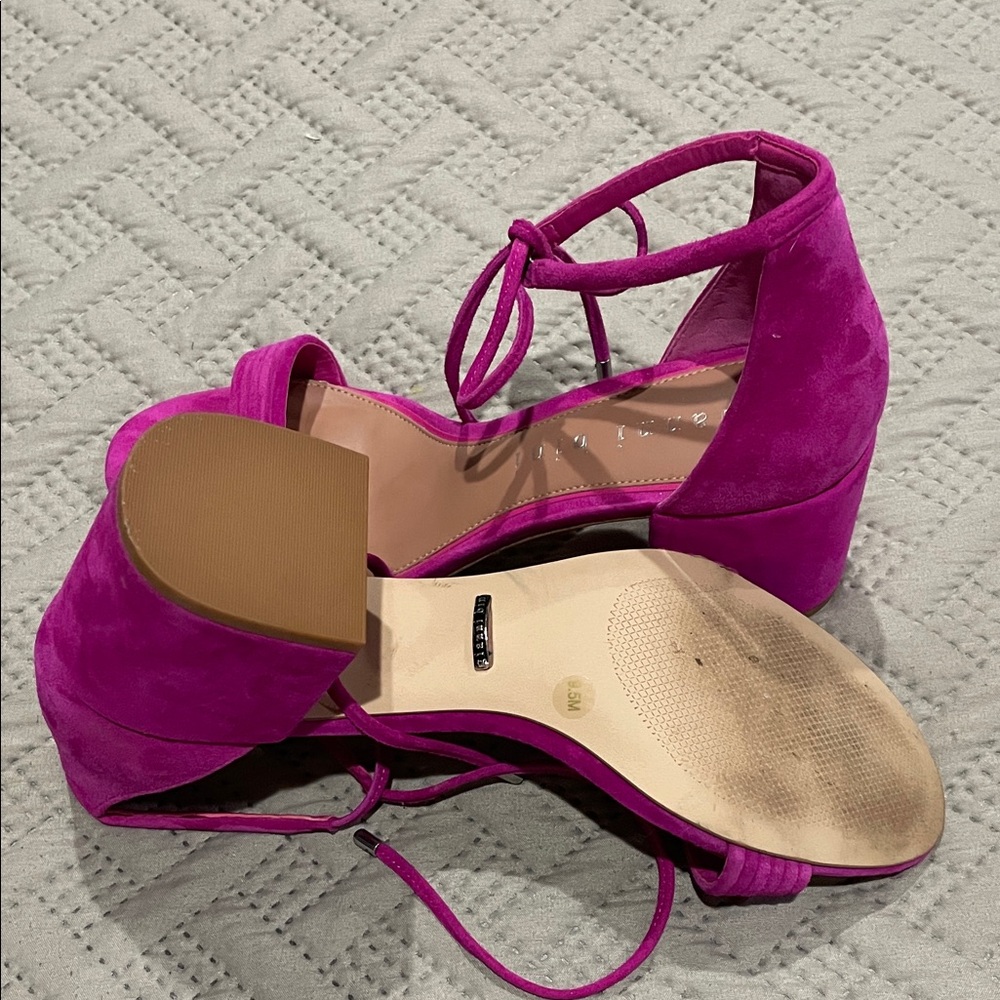 Gianni Bini Fuchsia Heels - Picture 4 of 4
